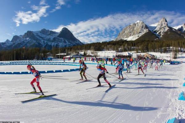 天河体育东足球训练场使用指南 天河体育东足球训练场使用指南(图1)